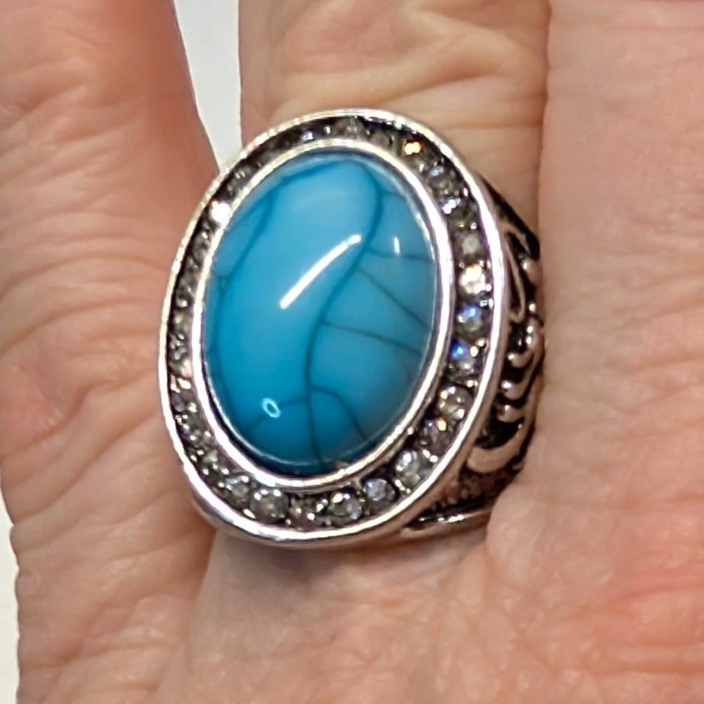 New Faux Turquoise Rhinestones Statement Ring Size 8.5 Silver Tone Blem Read
